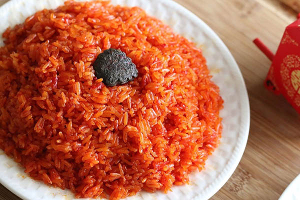 Cách nấu xôi gấc vừa dẻo vừa ngon, thơm lừng ai cũng thích