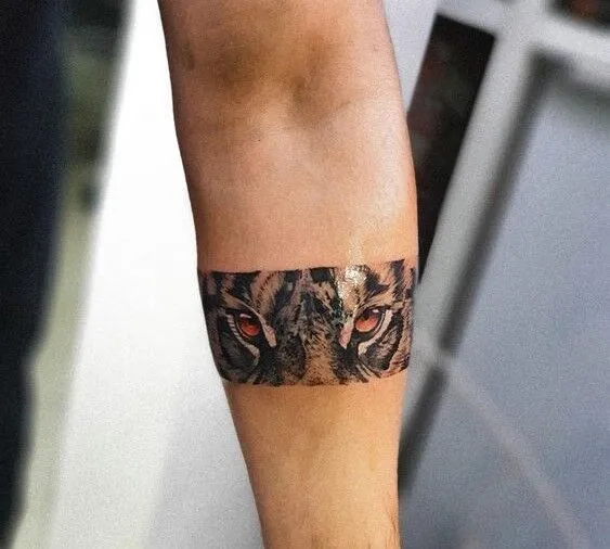 Gợi ý 88+ mẫu hình xăm vòng tay nghệ thuật và thời trang - Genztattoo