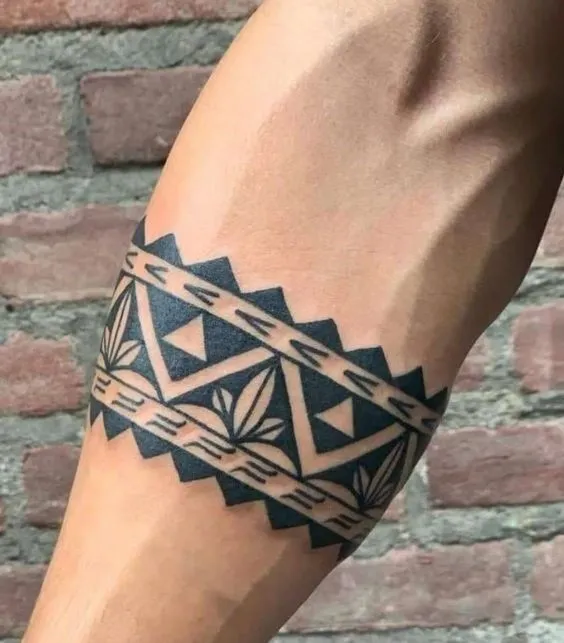 Gợi ý 88+ mẫu hình xăm vòng tay nghệ thuật và thời trang - Genztattoo