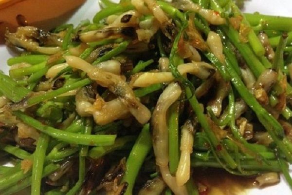 Làm ốc móng tay nhanh và sạch hơn