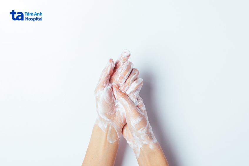 Tay chân miệng ở trẻ: Nguyên nhân và cách nhận biết