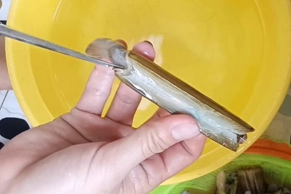 Làm ốc móng tay nhanh và sạch hơn