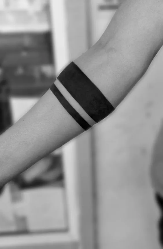 Gợi ý 88+ mẫu hình xăm vòng tay nghệ thuật và thời trang - Genztattoo