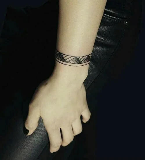 Gợi ý 88+ mẫu hình xăm vòng tay nghệ thuật và thời trang - Genztattoo
