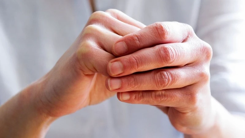 Bệnh tổ đỉa có lây không? Nguyên nhân và cách điều trị tổ đỉa