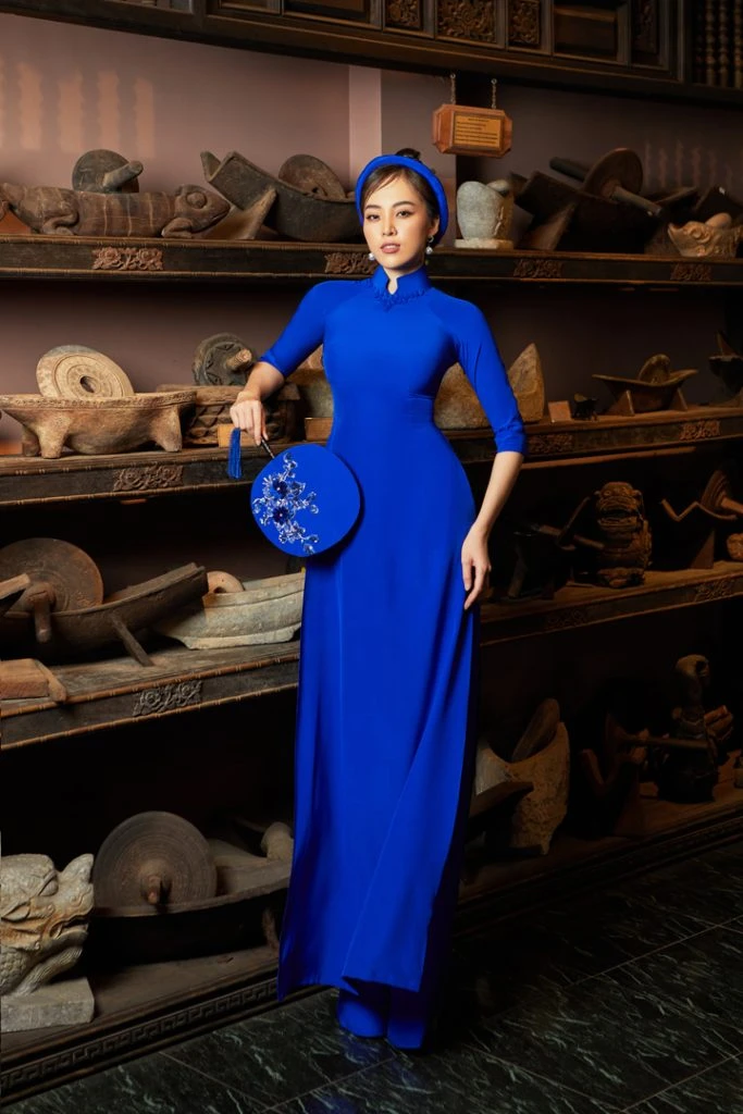 Những mẫu áo dài xanh Thái Tuấn đẹp nhất hiện nay