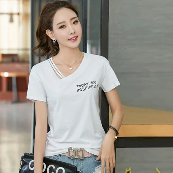 Áo Pull là gì ? Mẫu áo Pull nam nữ trắng dài tay có cổ