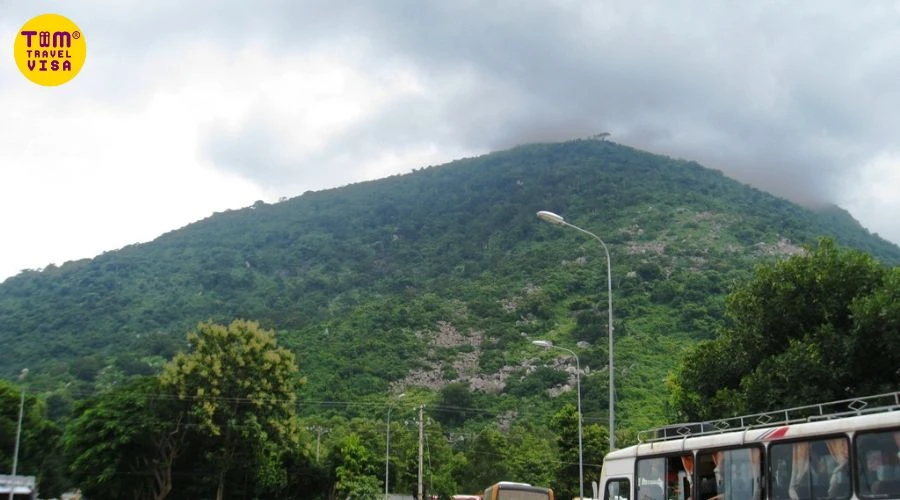 Khám Phá Núi Cậu Tây Ninh: Biểu Tượng Văn Hóa Đặc Sắc