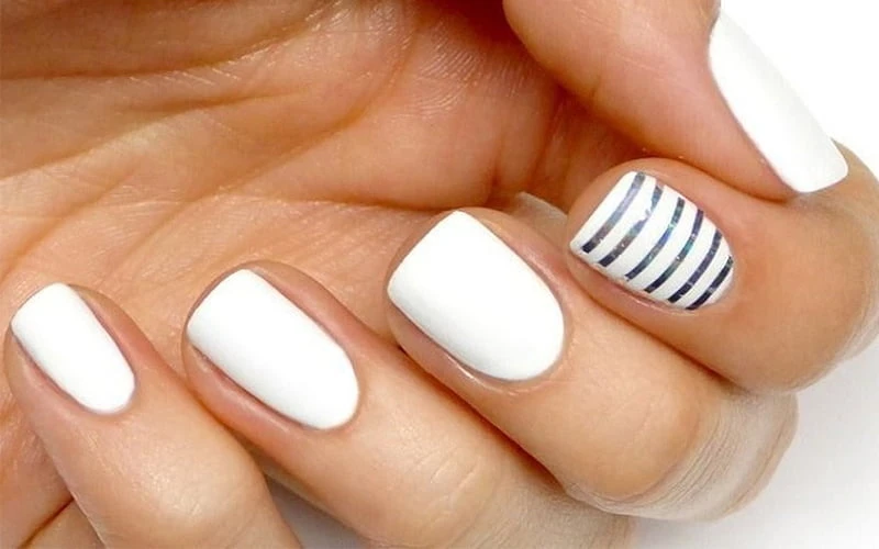 99+ Mẫu móng tay màu trắng đẹp, hot nhất hiện nay