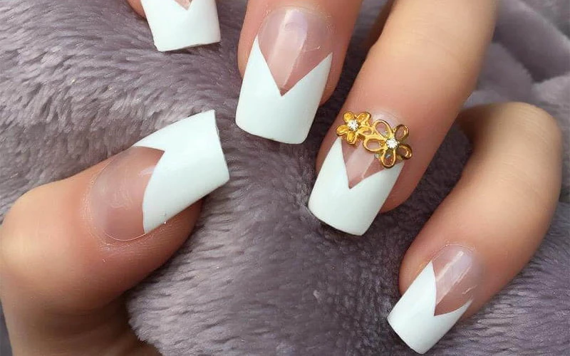 99+ Mẫu móng tay màu trắng đẹp, hot nhất hiện nay