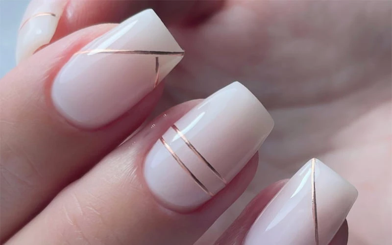 99+ Mẫu móng tay màu trắng đẹp, hot nhất hiện nay