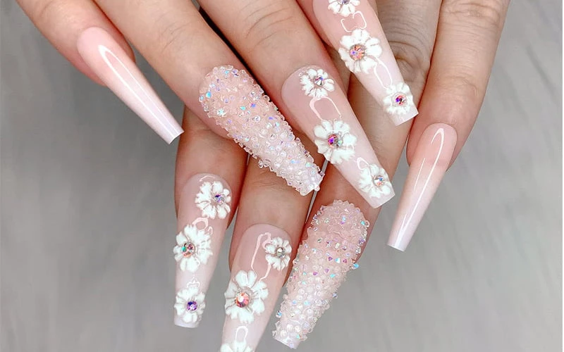 99+ Mẫu móng tay màu trắng đẹp, hot nhất hiện nay