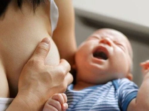 Co giật lành tính ở trẻ sơ sinh