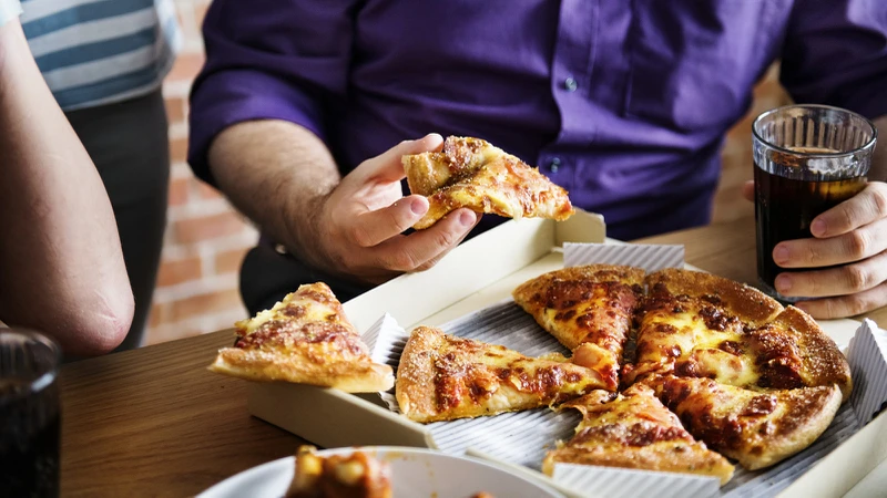 Tại sao bắp tay to? Dừng ngay những thói quen khiến bắp tay to