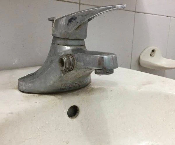 Hướng Dẫn Tẩy Cặn Canxi Hiệu Quả Tại Nhà