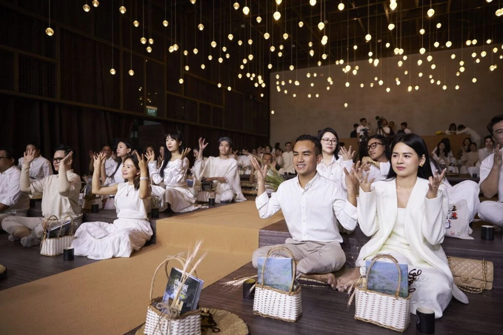 Chuông Xoay Tây Tạng ( Singing Bowl ) Là Gì? Ý Nghĩa Âm Thanh Kỳ Diệu