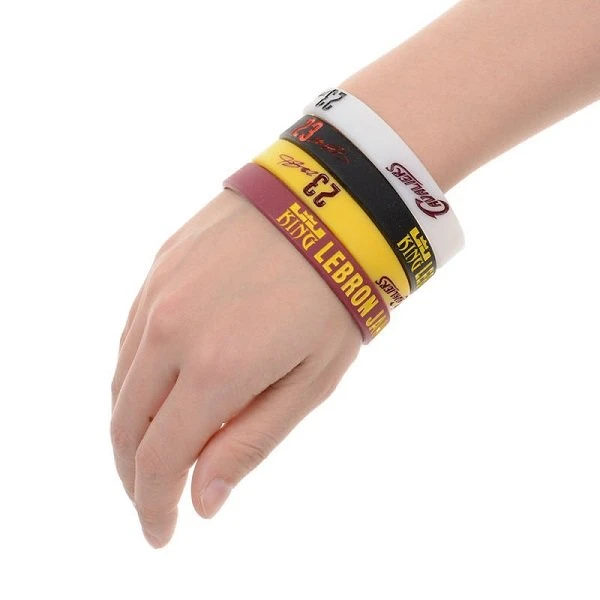 Vòng tay nhựa dẻo, silicon in theo yêu cầu