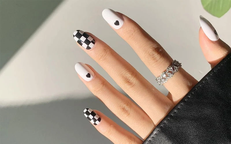 99+ Mẫu móng tay màu trắng đẹp, hot nhất hiện nay