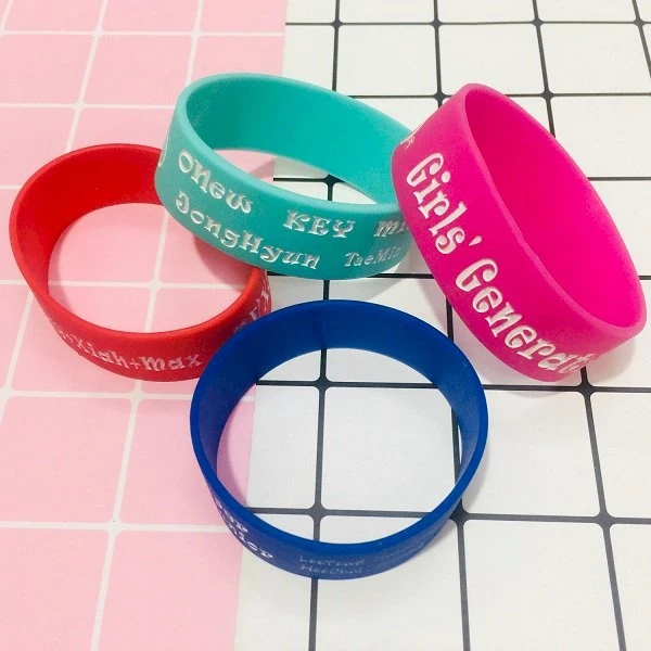 Vòng tay nhựa dẻo, silicon in theo yêu cầu