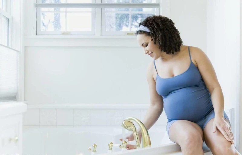 Tẩy lông khi mang thai, nên hay không nên?