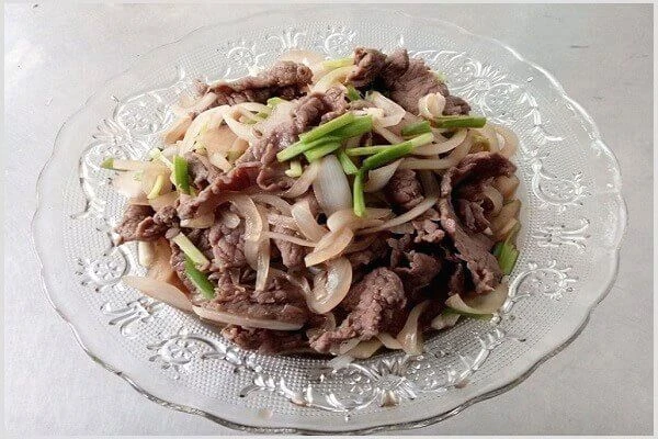 Tập luyện, giảm cân ăn thịt bò xào hành tây có béo không?