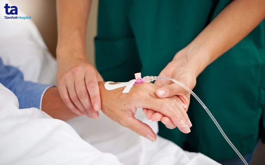 Hóa trị là gì? Liệu pháp hóa trị ung thư có nguy hiểm không? 