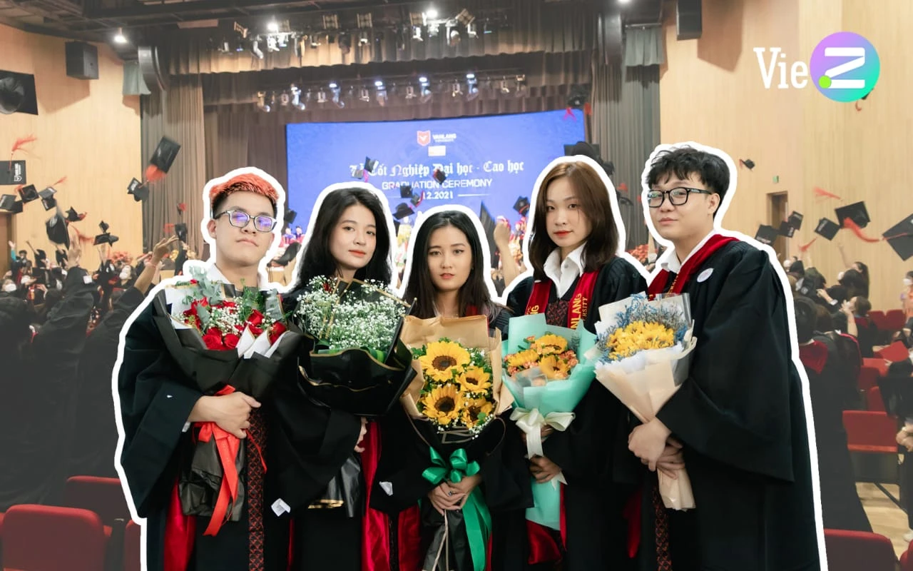 Hoa tốt nghiệp rực rỡ với sắc vàng tươi sáng