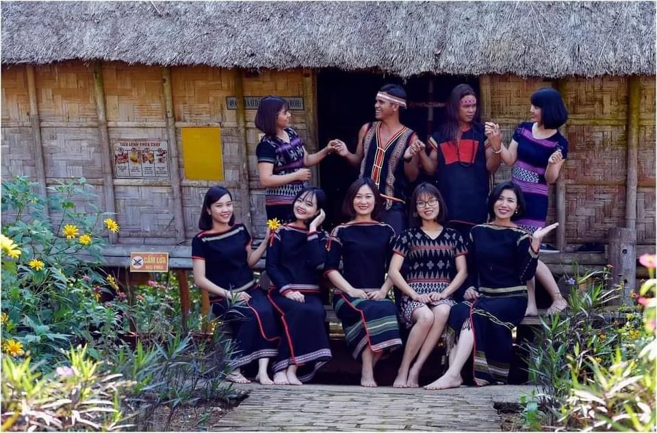 Làng Văn hóa - Du lịch các dân tộc Việt Nam