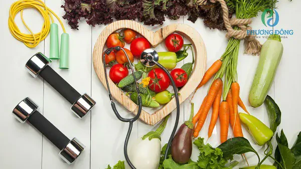 Chuyên gia giải đáp nguyên nhân gây vàng da lòng bàn tay bàn chân