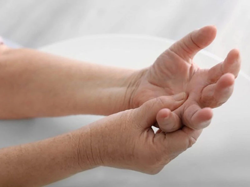 Nhận Diện Dấu Hiệu Bất Thường Từ Lòng Bàn Tay