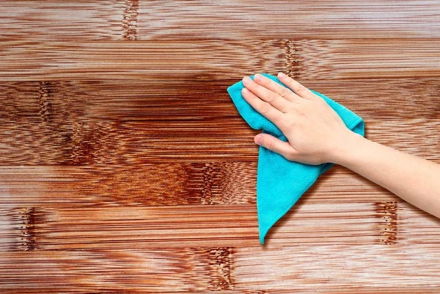 [Hướng dẫn] 15 Cách tẩy sơn tường trên nền nhà đơn giản mà hiệu quả