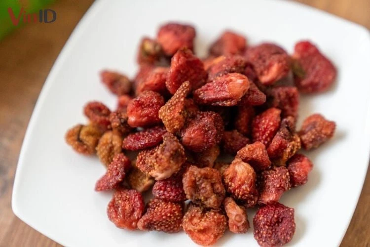 Bật mí công thức cách làm mứt dâu chua ngọt, ăn cực nghiện