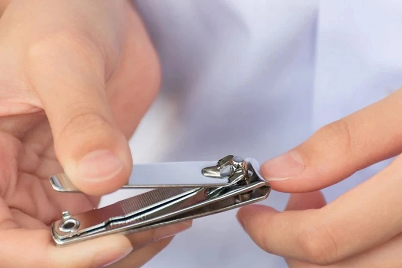 Nên cắt móng tay vào ngày nào tốt? Vì sao?
