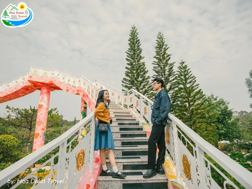 Vườn Hoa Thành Phố Đà Lạt - Giá Vé Và Giờ Mở Cửa Tham Quan 2024