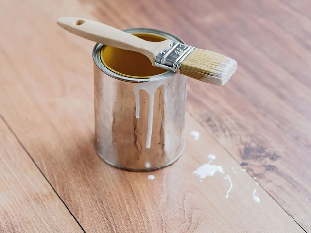 [Hướng dẫn] 15 Cách tẩy sơn tường trên nền nhà đơn giản mà hiệu quả