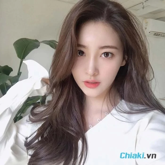 Nâu Tây Trầm: Sắc Màu Tóc Được Yêu Thích Nhất