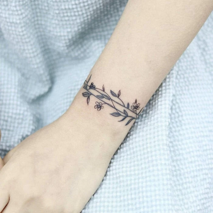 Những hình xăm vòng tay hoa đỉnh cao của nghệ thuật xăm nghệ