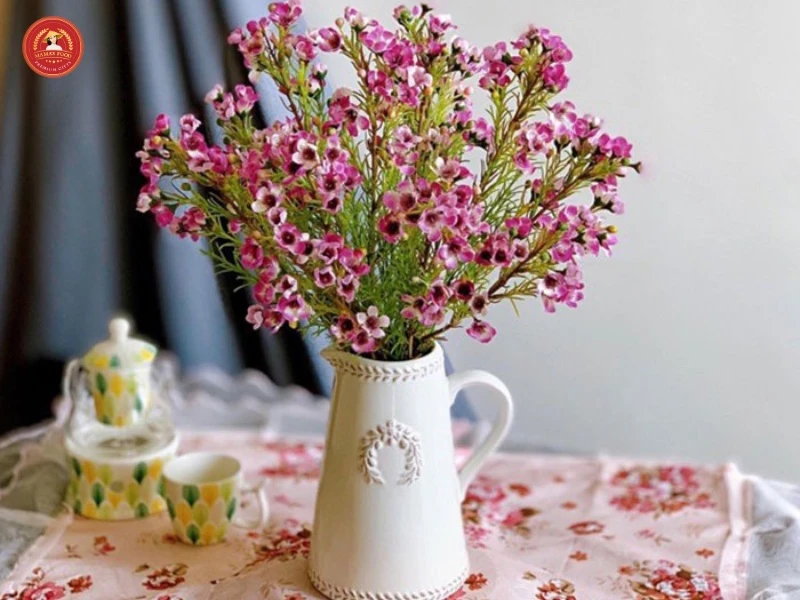 Cách cắm hoa thanh liễu ngày Tết tươi lâu, mang tới tài lộc