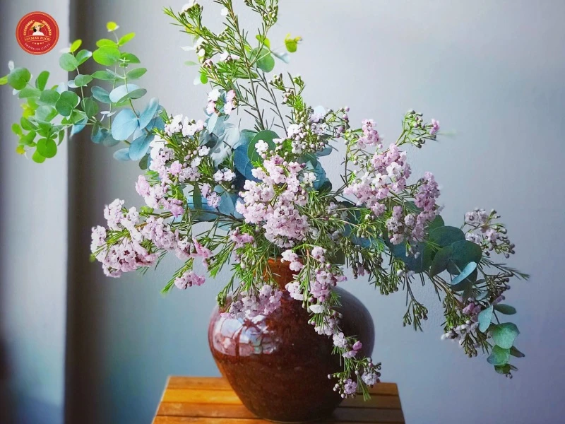 Cách cắm hoa thanh liễu ngày Tết tươi lâu, mang tới tài lộc