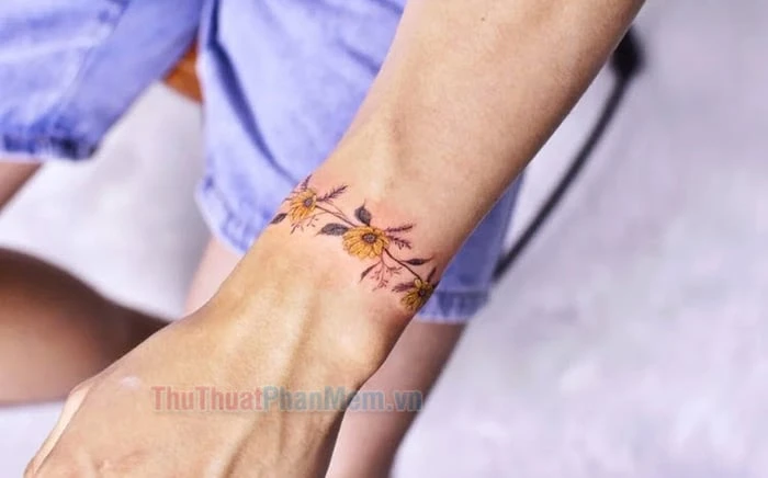Hình xăm vòng tay hoa: Lựa chọn hoàn hảo cho mọi người