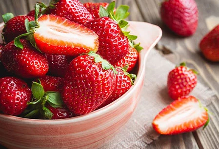 Giá dâu tây Đà Lạt và bí quyết chọn mua ngon