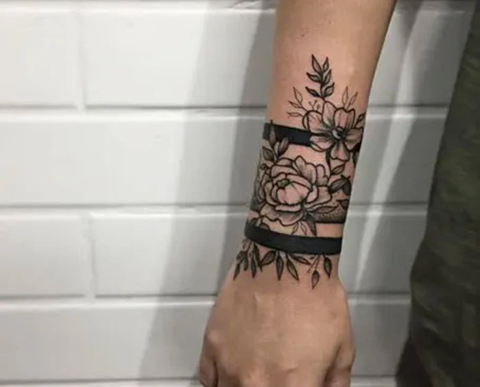 Những hình xăm vòng tay hoa đỉnh cao của nghệ thuật xăm nghệ