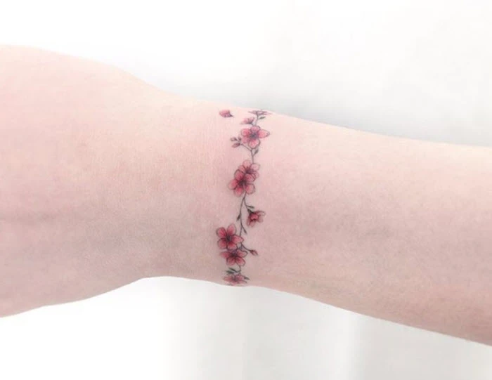 Những hình xăm vòng tay hoa đỉnh cao của nghệ thuật xăm nghệ