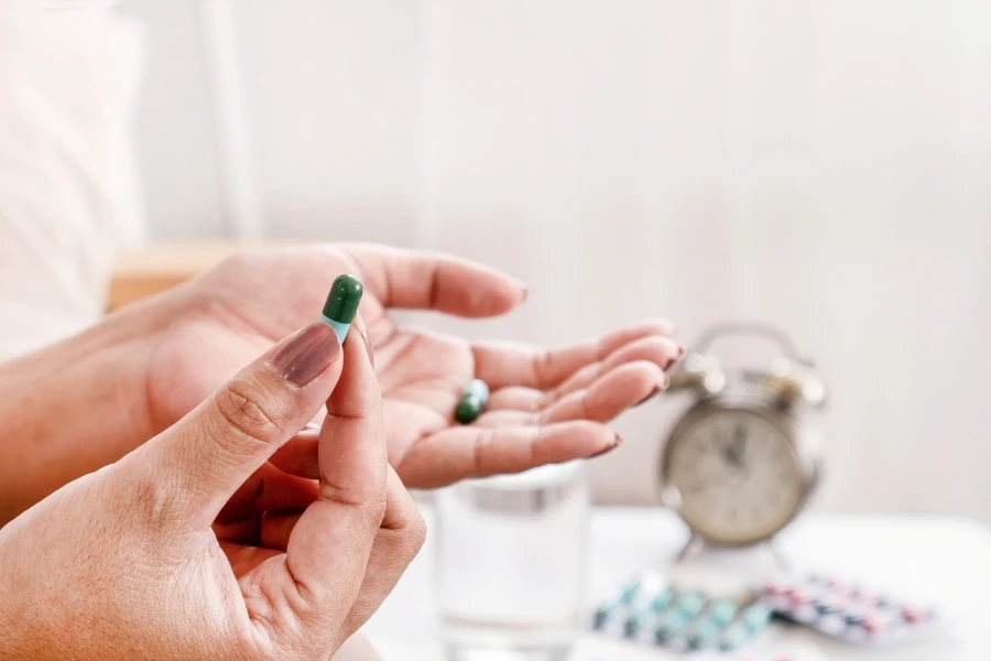 Con gái lông tay nhiều thì sao? Tốt hay xấu?