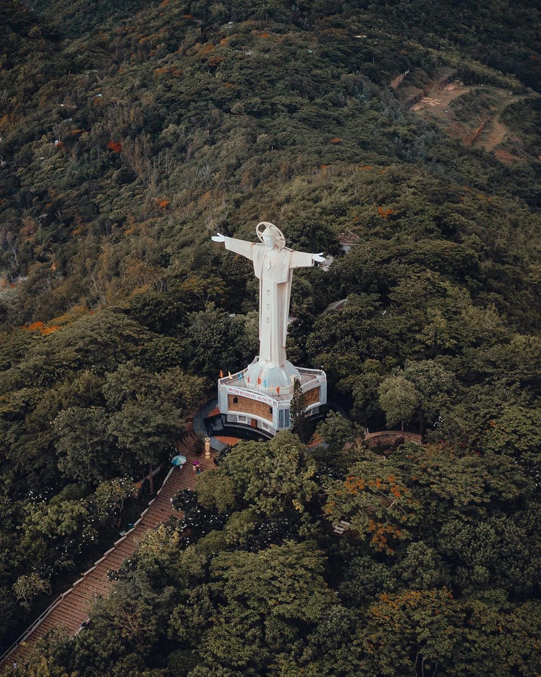 Tượng Chúa Giang Tay: Biểu Tượng Tâm Linh Vũng Tàu