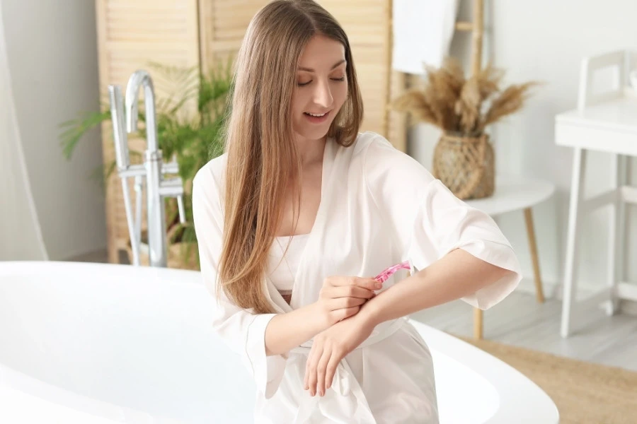 Con gái lông tay nhiều thì sao? Tốt hay xấu?