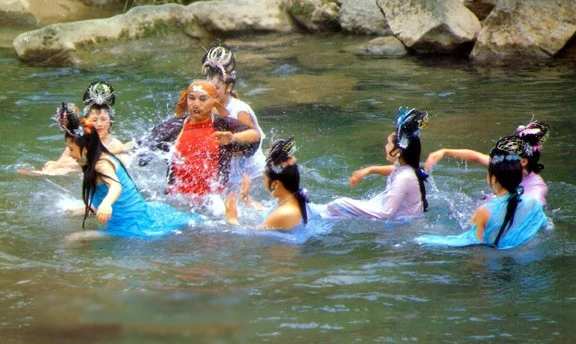 Tây du ký 1986: Sự thật về 7 yêu tinh nhện xinh đẹp