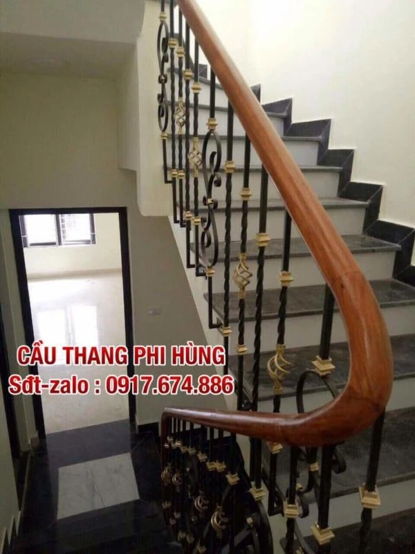 Tổng Hợp Các Mẫu Lan Can Cầu Thang Sắt Tay Gỗ Đẹp Tại Hà Nội