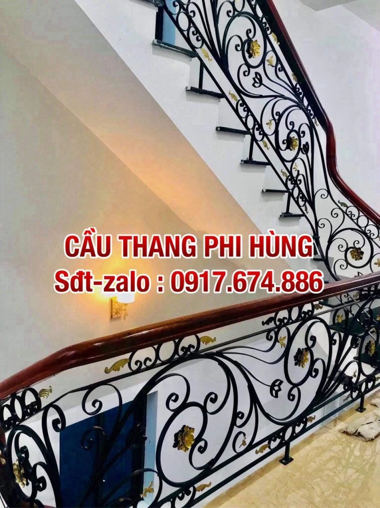 Tổng Hợp Các Mẫu Lan Can Cầu Thang Sắt Tay Gỗ Đẹp Tại Hà Nội
