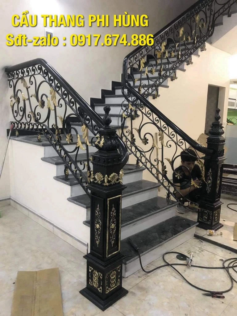 Tổng Hợp Các Mẫu Lan Can Cầu Thang Sắt Tay Gỗ Đẹp Tại Hà Nội